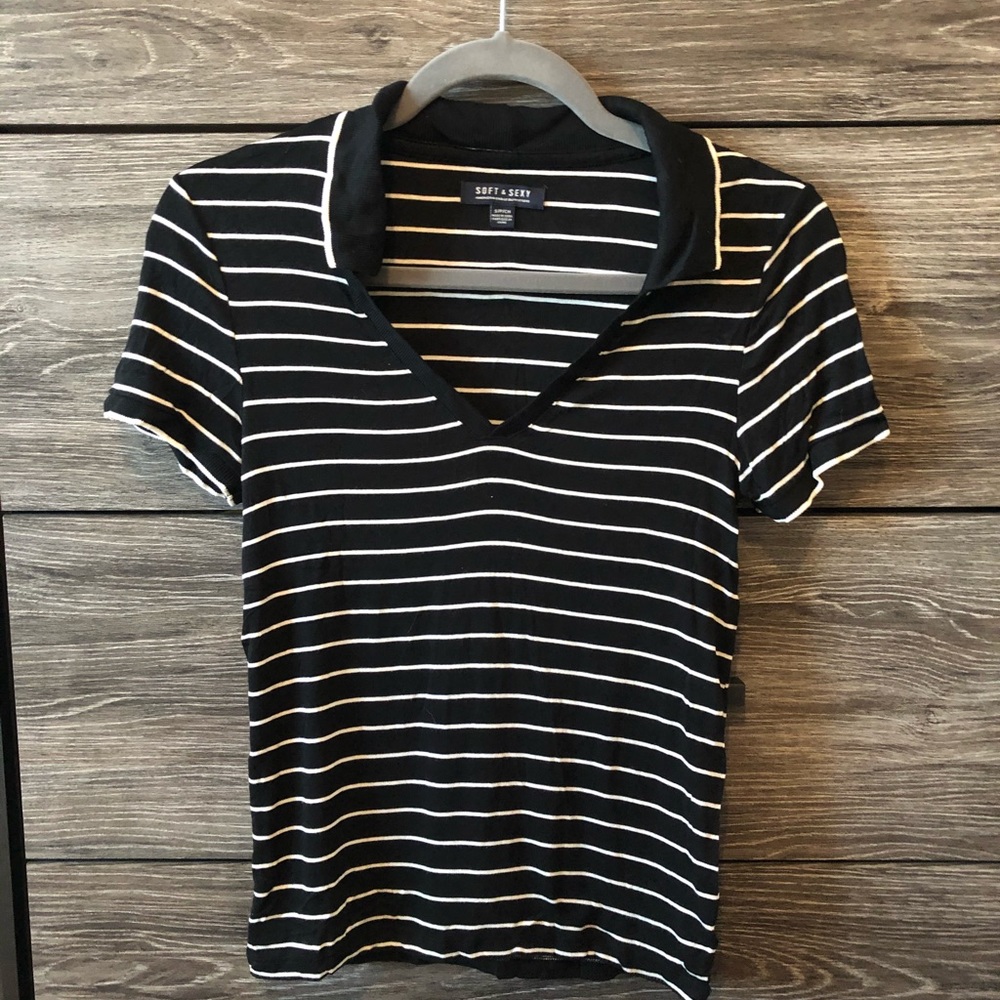 3 for 15 💕 American eagle v neck polo